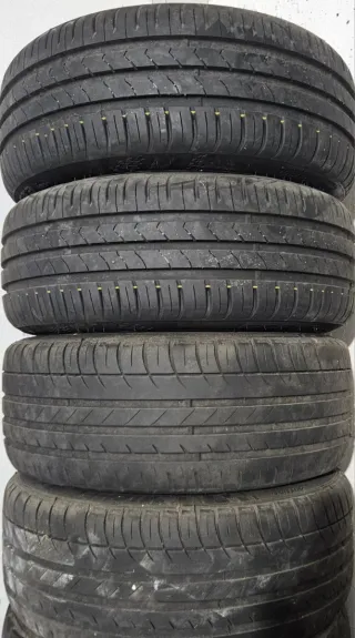 Llantas 15" con neumáticos