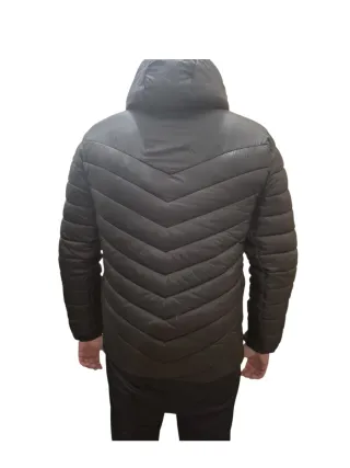 Chaqueta Puffer Supply & Demand