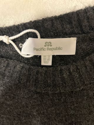 Jersey Pacific Republic lazo blanco gris