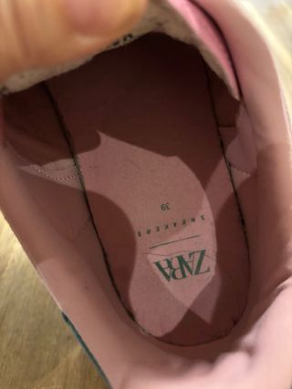 Zapatillas casuales rosas y verde azulado