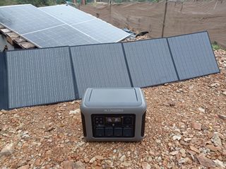 Allpowers R1500 Lite con panel solar