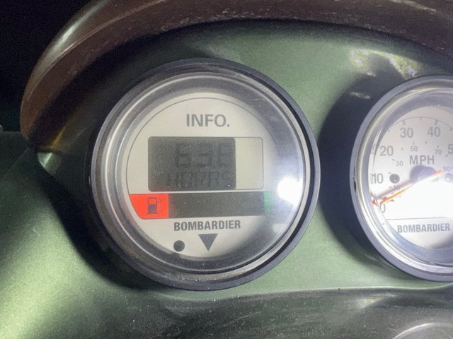 Bombardier GTX DI 135cv con remolque solo 65 horas