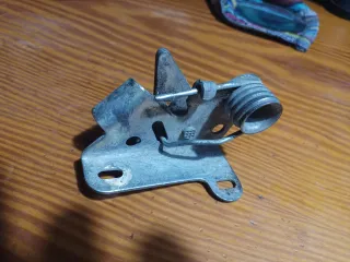 Cierre Capó Renault 4