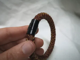 Pulsera Piel Trenzada Cierre Magnético