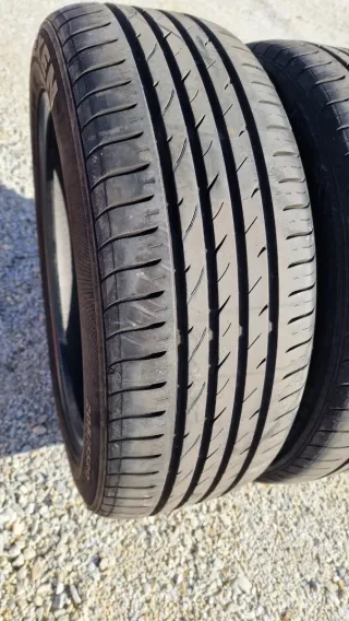 Neumáticos 205/55/17