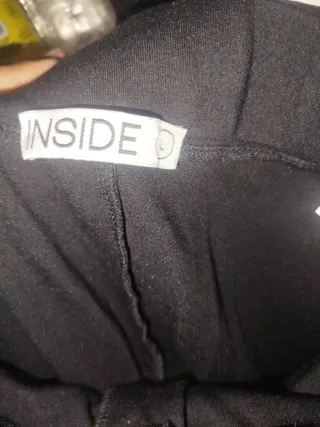 Pantalones negros ajustados