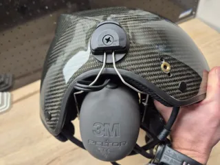 Casco deportes aéreos.