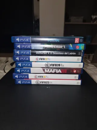 Consola PS4 Slim 1TB Negra + 7 Juegos