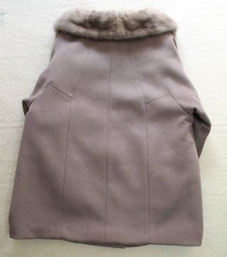 Abrigo vintage con cuello de pelo