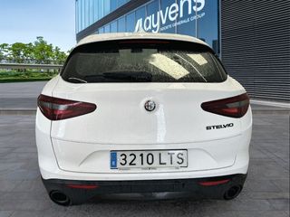 Alfa Romeo Stelvio 2.2 Diesel Sprint RWD 140 kW (190 CV)