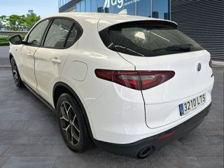 Alfa Romeo Stelvio 2.2 Diesel Sprint RWD 140 kW (190 CV)