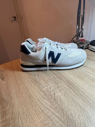 Zapatillas New Balance Beige/Azul T.44