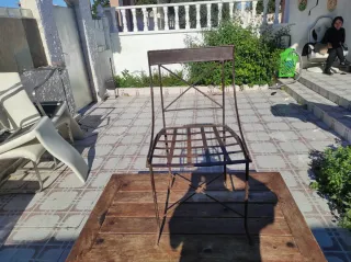 Mesa de trabajo plegable blanca