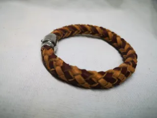 Pulsera Piel Trenzada Cierre Magnético