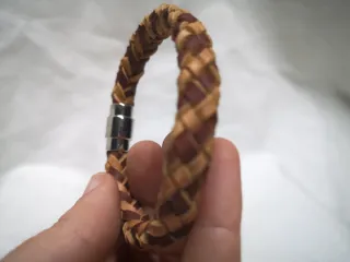 Pulsera Piel Trenzada Cierre Magnético