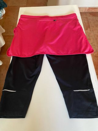 Falda pantalón pádel negra y rosa
