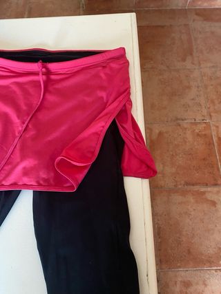 Falda pantalón pádel negra y rosa
