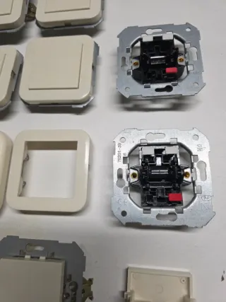 Simon 31 Marfil Tapas ciegas