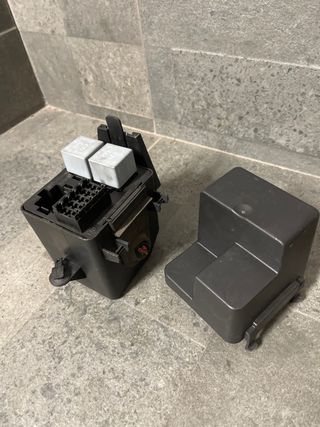 Caja de Reles VW Golf 4