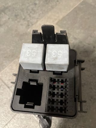 Caja de Reles VW Golf 4