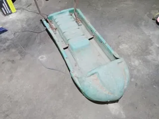 Trineo antiguo de nieve