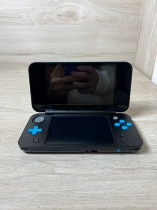 New Nintendo 2DS XL Negra/Azul