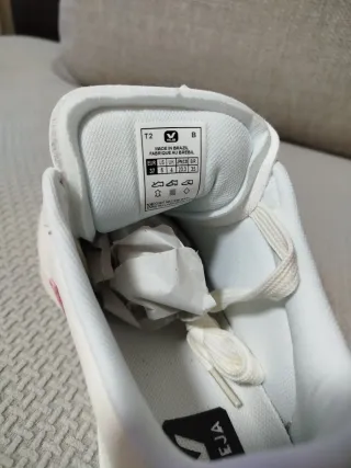 Zapatillas Veja Blancas y Rosas