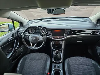 Opel Astra 2016