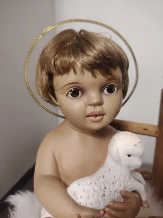 Niño Jesús de Olot con ojos de cristal