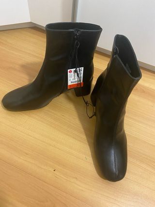 Botas Lefties Negras Tacón Cuadrado