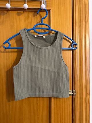 Crop top verde oliva