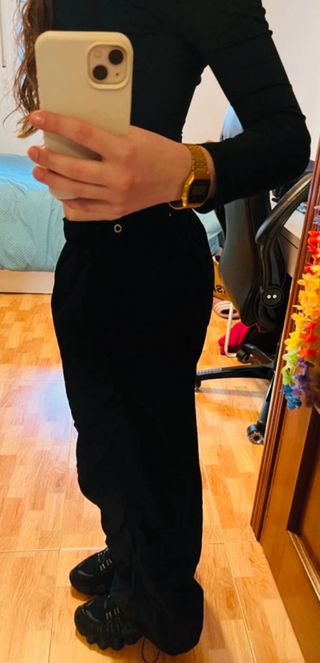 Pantalón parachute negro