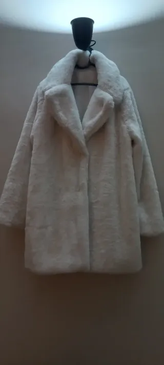 Abrigo blanco pelo suave
