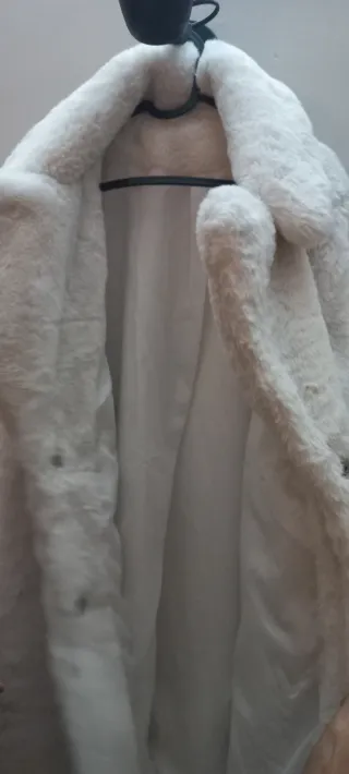 Abrigo blanco pelo suave