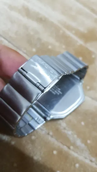 Reloj Casio Calculadora Gris y Plateado