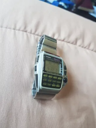 Reloj Casio Calculadora Gris y Plateado