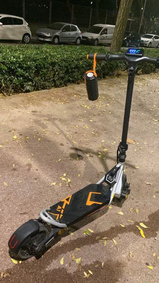Patinete Eléctrico A1 como nuevo listo para usar.