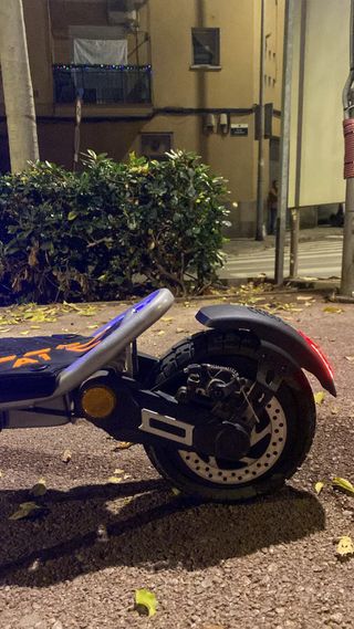 Patinete Eléctrico A1 como nuevo listo para usar.