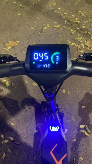 Patinete Eléctrico A1 como nuevo listo para usar.