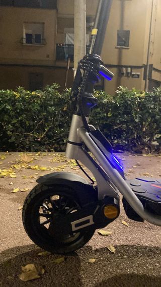 Patinete Eléctrico A1 como nuevo listo para usar.