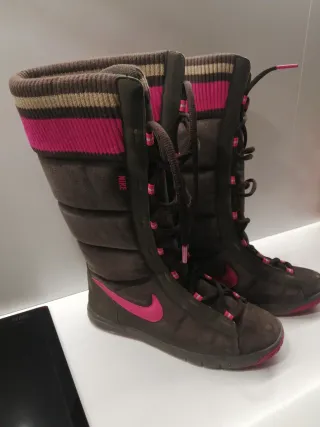 Botas altas mujer Nike marrones talla 39