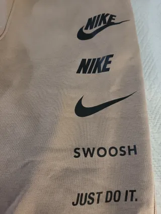 Pack 3 Pantalones Nike talla XL de niño a estrenar