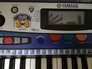 Teclado Yamaha PSR 260
