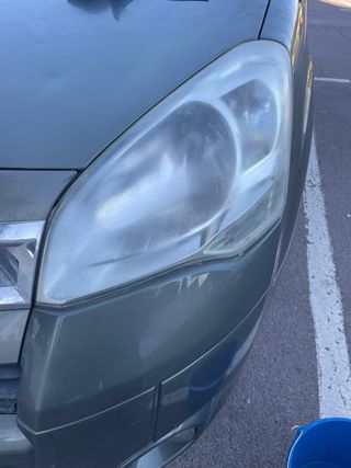 Restauración de faros de coche