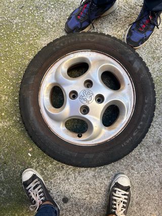 Llantas con neumáticos Peugeot 206