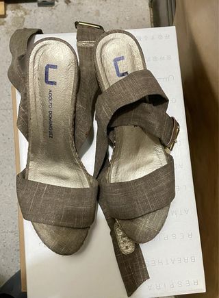 Sandalias Adolfo Domínguez Cuña Beige/Gris