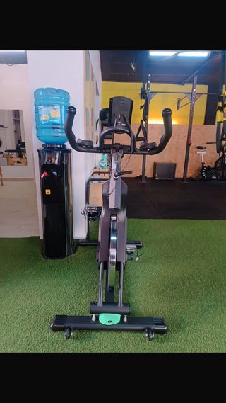 Bicicleta Estática Cecotec Negra