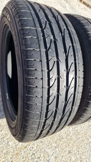 Neumáticos 235/55/17