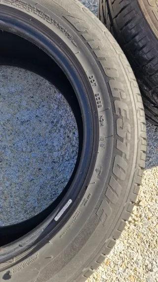 Neumáticos 235/55/17
