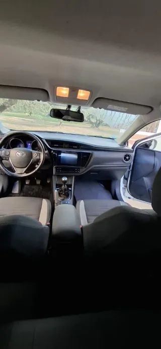 Toyota Auris 2016